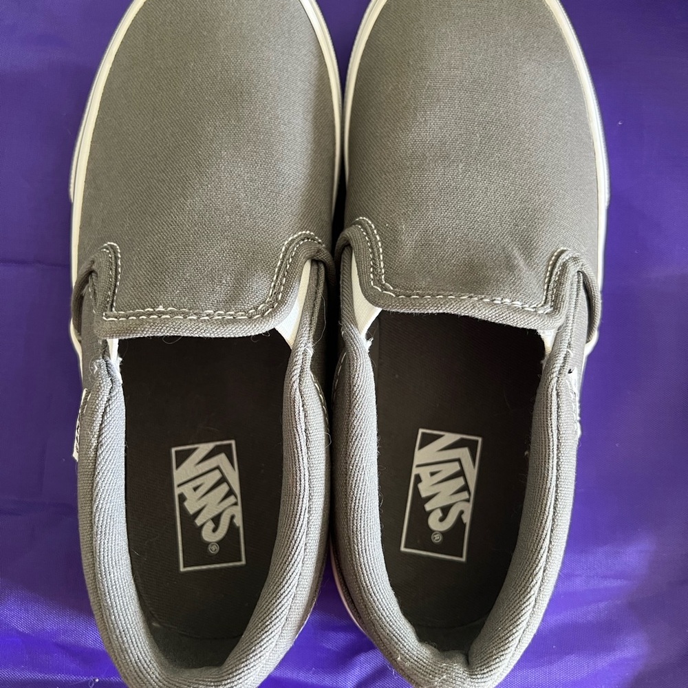 NEW Vans Gray Classic Kids Slip On Shoes